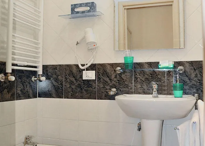 Guest house Al Viminale 4*