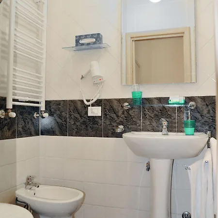 בית הארחה Al Viminale 4*